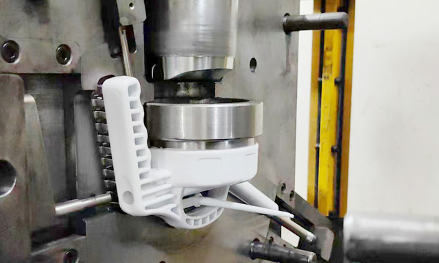 OEM grease guns for customization